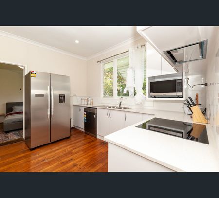 17 Stepney Road, Armadale, WA 6112 - Photo 2