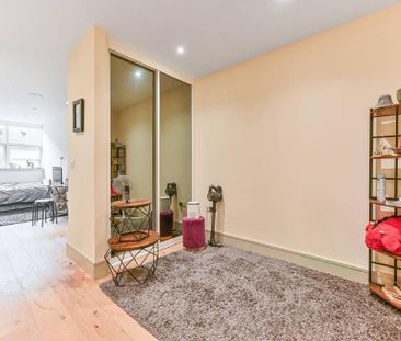 Studio to rent - Photo 5