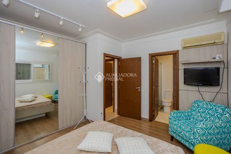 Casa em Condomínio com 4 quartos e 445m² para alugar em Cavalhada, Porto Alegre. - Photo 5