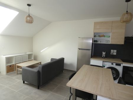 Location Appartement 2 pièces 31m² BEAUNE 21200 - Photo 2
