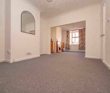 3 bedroom house - Photo 4