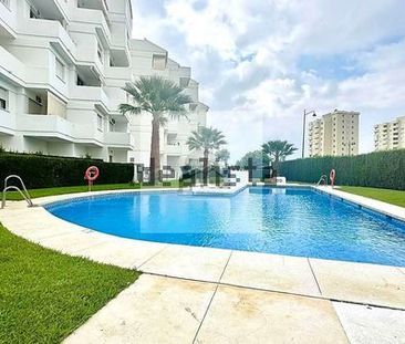 Alquiler de piso en Puerto de Estepona - Photo 4