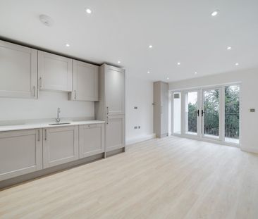 1 Bed Flat, West Hill, CR2 - Photo 4