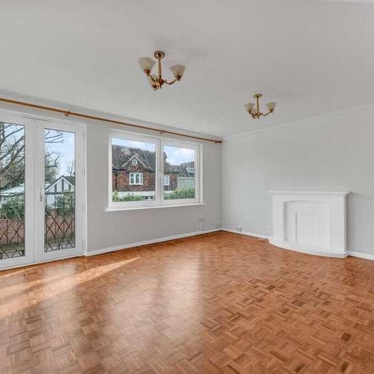 Liskeard Gardens, Blackheath, SE3 - Photo 1