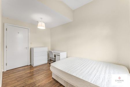 5 bedroom townhouse to rent - Photo 3