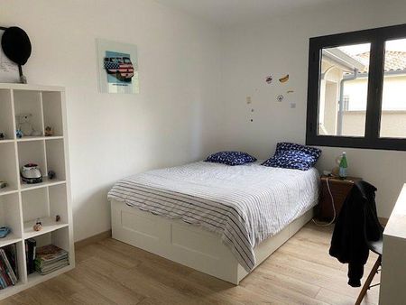 Maison à louer - 5 pièces - 143 m² - Photo 2