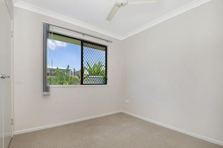 Modern, Low-Maintenance Living - 21 Izaro Circuit, Burdell - Photo 3