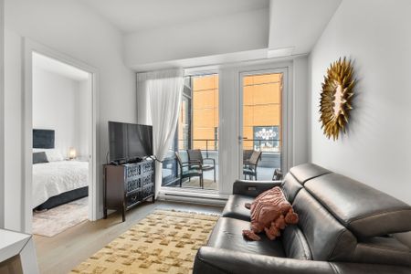 1188 Rue St Antoine O., Montréal (Ville-Marie), QC H3C - Photo 2