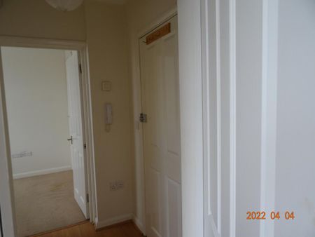 1 bedroom flat to rent - Photo 5