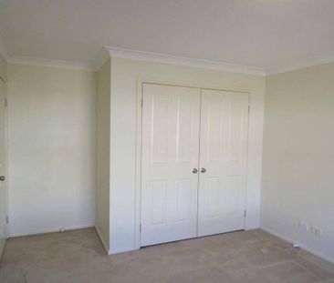 FOUR BEDROOM FAMILY HOME. - Photo 3