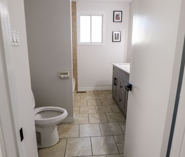 For Lease - 699 Classic Drive Unit# Main, London East, Ontario - Photo 2