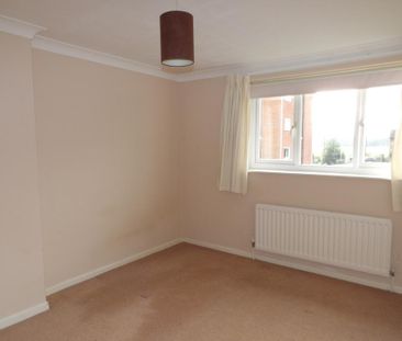 3 bedroom detached house to rent - Photo 6