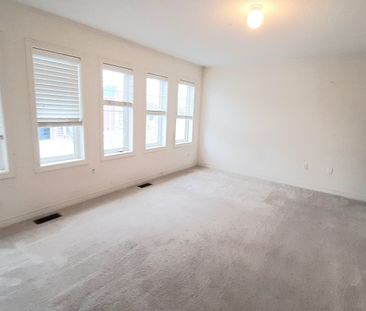 For Lease - 144 Greenwood Road, Whitchurch-Stouffville, Ontario - Photo 4