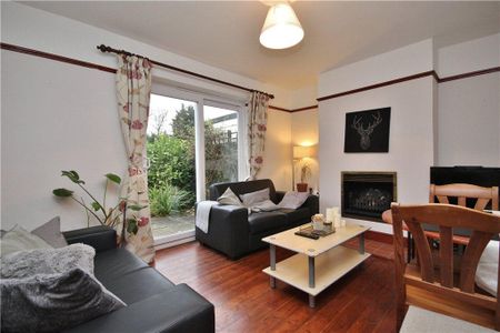 4 bedroom semi-detached house to rent - Photo 2