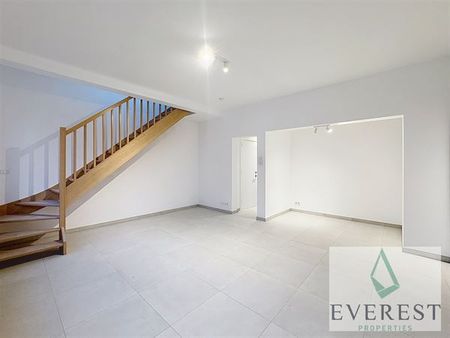 Quartier Louise! Magnifique Appartement NON MEUBLE une chambre - Photo 5