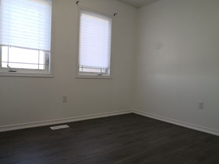 For Lease - 95 Frank's Way, Barrie, Ontario - Photo 5