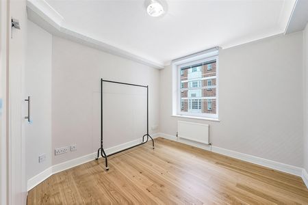 2 bedroom property to let - Photo 4