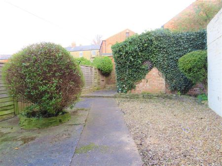 Alexandra Road - Photo 5