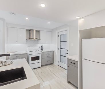 For Lease - 12 Tower Court Unit# Lower, Bradford West Gwillimbury, ... - Photo 2