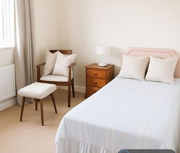 5 bedroom detached house to rent - Photo 2