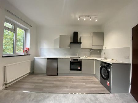 1 bedroom flat to rent - Photo 3