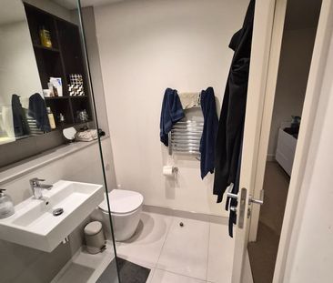 Room in a Shared Flat, Moulding Lane, SE14 - Photo 6