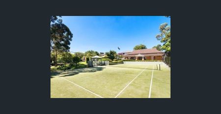 EXECUTIVE-STYLE LIVING IN THE HIGHLY SOUGHT-AFTER SWALLOW RIDGE ESTATE! - Photo 4