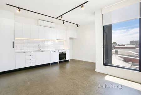202/6 Sydney Road, Coburg - Photo 5