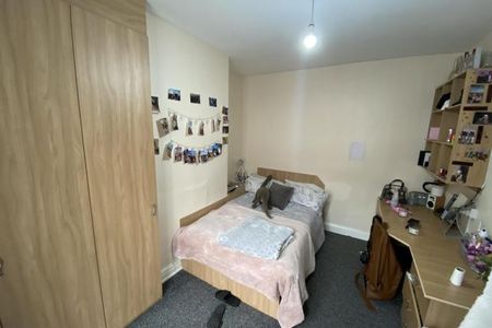 Norwood Place, - Photo 2