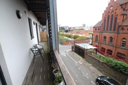2 bedroom flat to rent - Photo 3