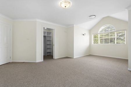 Stunning Manor in Quiet Cul-de-sac - Photo 2