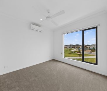 22 Jandakot, Point Cook VIC 3030 - House For Rent | Domain - Photo 1