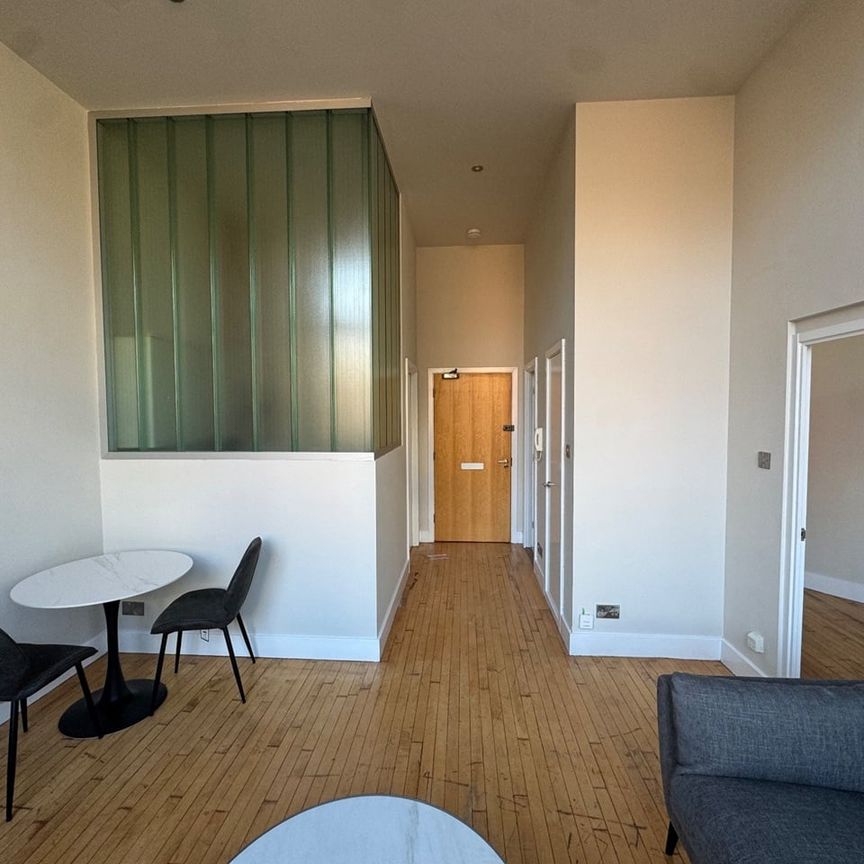 1 Bed Flat, Centaur House, LS1 - Photo 1