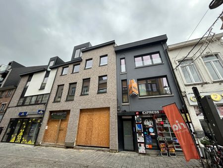 Bemeubelde studentenkamer met terras! - Photo 3