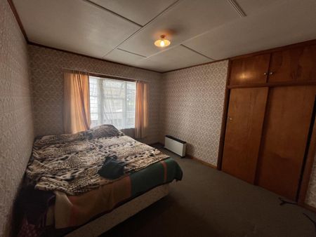 Tidy three bedroom home - Photo 2