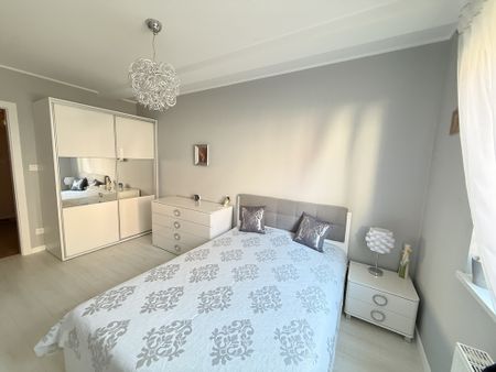 Nieruchomość - Zdjęcie 3