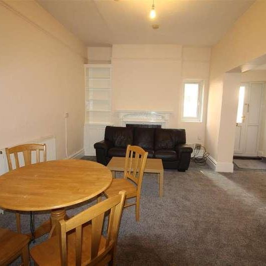 Archers Road, All Bills Included **** Student Property July****, Southampton, SO15 - Photo 1