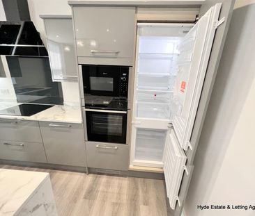 17/19 Parsons Lane, Bury, BL9 0LY - Photo 2