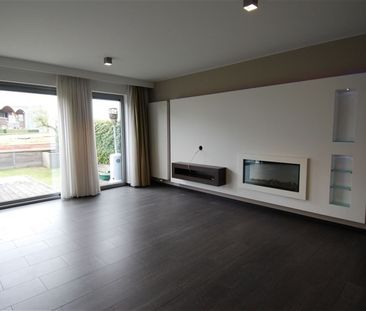 Prachtig appartement met 2 slaapkamers, terras en garagebox gelegen... - Foto 2