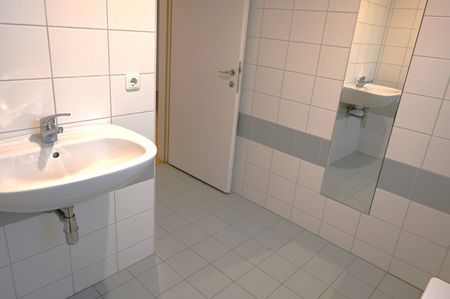 Barrierefreie 3-Zimmer-Wohnung mit Balkon in schöner Wohnanlage - Photo 2