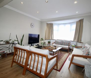 3 Bedroom House - Terraced To Let - Photo 5