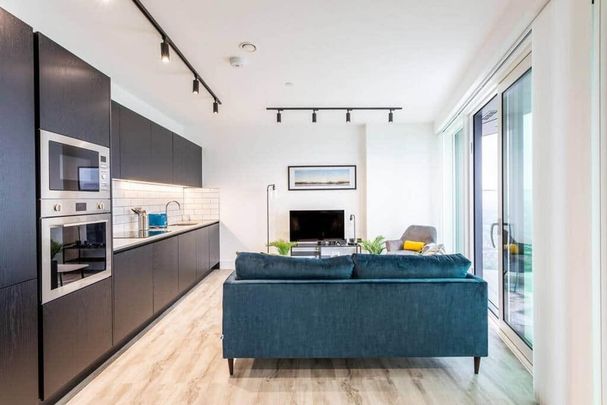 1 bedroom flat to rent - Photo 1