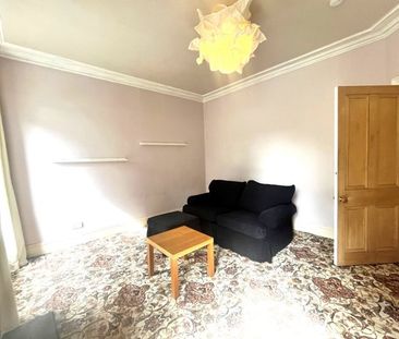 First Floor Left, 44 Thomson Street, AB25 2QP, Aberdeen - Photo 2