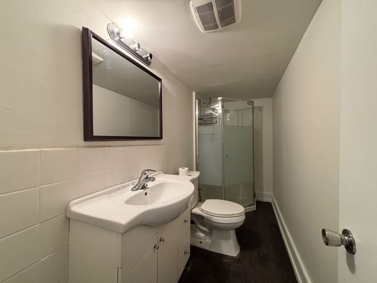 For Lease - 466 Ginger Downs Unit# Basement, Mississauga, Ontario - Photo 1