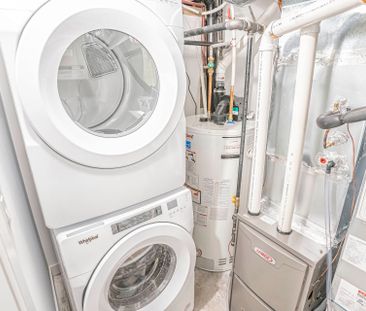 For Lease - 205 West Oak Trail Unit# 32, Kitchener, Ontario - Photo 1