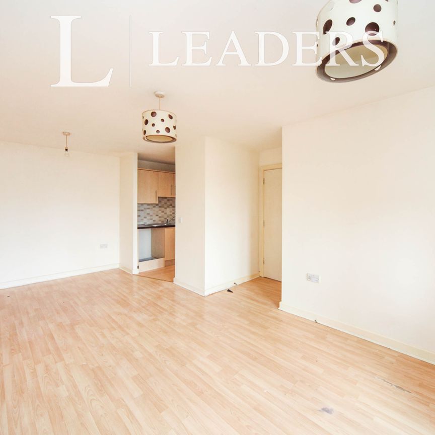 2 bedroom apartment to rent Holly Street, Luton, Bedfordshire, LU1 - Photo 1