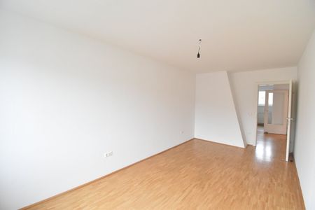 Tolle 3 - Zimmer Wohnung mit Aussicht | ab sofort | Nahe Landstraßer Hauptstraße - Photo 2