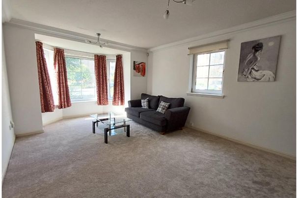 2 bed flat for rent in Roseburn - Photo 1