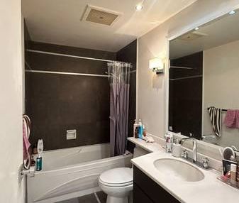 1 Room + Private Bathroom in a 2B/2B Coal Harbour - Photo 4