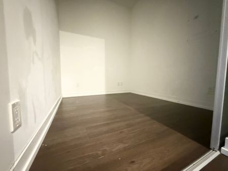 For Lease - 5 Buttermill Avenue Unit# 5212, Vaughan, Ontario - Photo 4